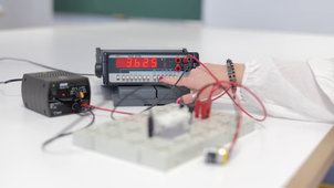 Estimation de type B des incertitudes aléatoires : cas d’un appareil numérique